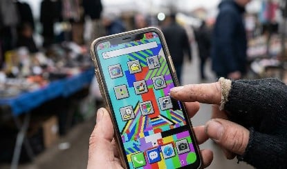 Mobile Hacking Alert: फोन में मौजूद ये Fake Apps चुरा सकते हैं आपका Password और Banking Data!