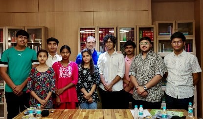CBSE छात्रों से मिले राहुल गांधी, ट्रोलिंग पर जताई नाराजगी; मोदी सरकार पर साधा निशाना