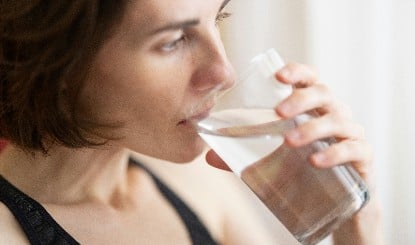 Summer Health: ठंडा या नॉर्मल पानी? जानिए गर्मियों में क्या पीना है शरीर के लिए बेहतर