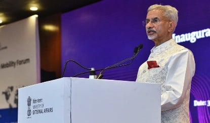अवैध प्रवासन और मानव तस्करी पर जयशंकर का कड़ा संदेश, फर्जी एजेंटों के खिलाफ दुनिया से की सामूहिक कार्रवाई की अपील
