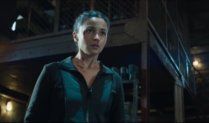 Alpha Teaser Out: बाइक स्टंट और दमदार एक्शन में छाईं आलिया भट्ट, बॉबी देओल बने पिता और मेंटर