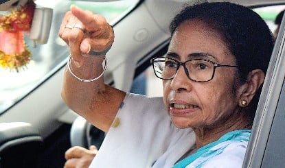 Kalyan Banerjee Attack Case: ममता बनर्जी का BJP पर हमला, बोलीं- ‘राजनीतिक प्रतिशोध से लोकतंत्र खतरे में’