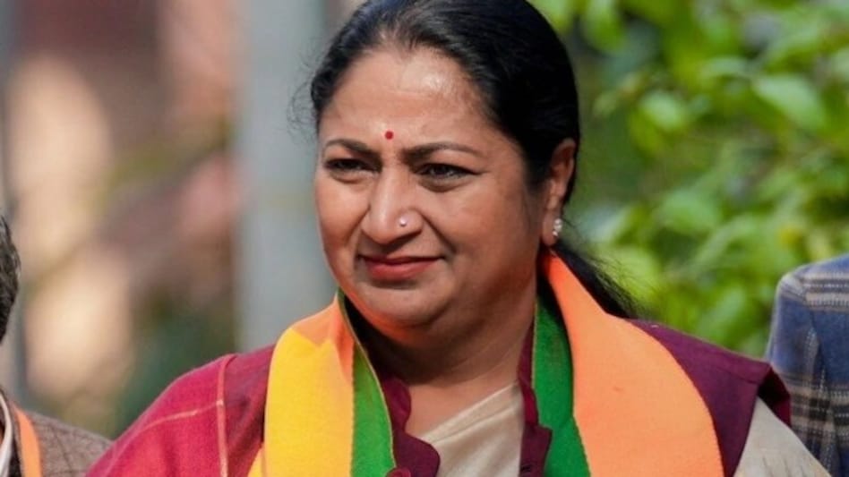 CM Rekha Gupta की अधिकारियों को सख्त चेतावनी, मॉनसून में लापरवाही बिल्कुल नहीं होगी बर्दाश्त