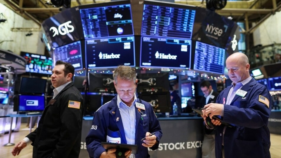 IBM Stock Crash: CEO के एक लेटर ने मचाया हड़कंप! एक दिन में 25% टूटा शेयर, ₹6.6 लाख करोड़ डूबे