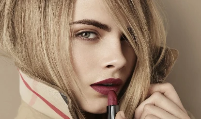 Matte vs Glossy Lipstick: बारिश के मौसम में कौन-सी लिपस्टिक है बेहतर? जानिए किसका रहेगा ज्यादा असर