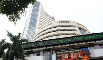 Stock Market में जोरदार वापसी! Sensex ने की 300 अंकों की रिकवरी, Nifty फिर 24,100 के पार