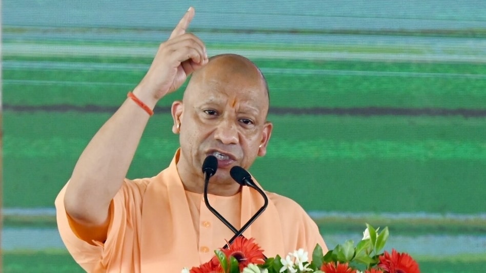 श्रावस्ती में गरजे CM योगी! ‘छांगुर के काले साम्राज्य पर बुलडोजर चला’, माफिया और अपराध पर बड़ा बयान