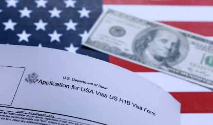 US Visa Rules: H-1B और L-1 वीजा एक्सटेंशन पर भारी शुल्क! Indian IT कंपनियों की बढ़ सकती है लागत और टेंशन