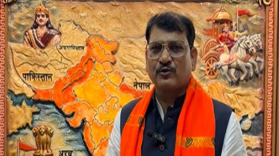 “2027 में सपा का पिंडदान करेंगे, यूपी में भूत भी नहीं दिखेगा!” अमरपाल मौर्य का अखिलेश पर बड़ा हमला