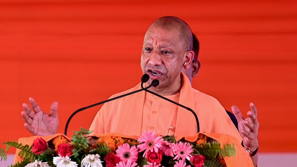 ‘जिनके इशारे पर वीडियो बना रहे, उन्हीं के समय…’ स्कूलों को लेकर सपा पर क्यों भड़के सीएम योगी?