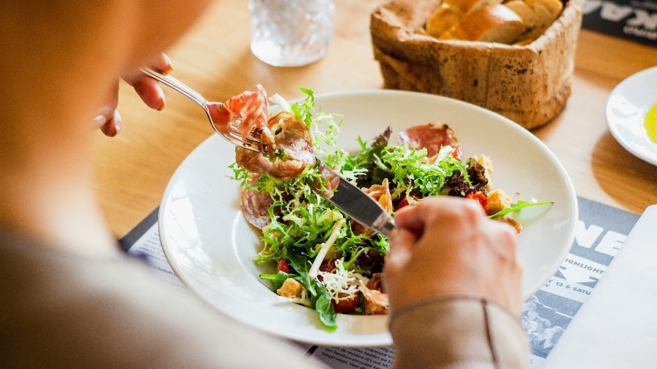 Ketogenic Diet: क्या है कीटोजेनिक डाइट? जानिए कैसे कैंसर के जोखिम को कम करने में हो सकती है सहायक