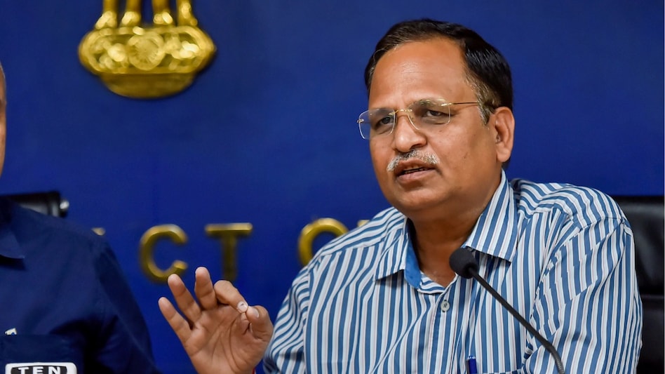दिल्ली के पूर्व मंत्री सत्येंद्र जैन गिरफ्तार, जल बोर्ड STP टेंडर केस में ACB का बड़ा एक्शन