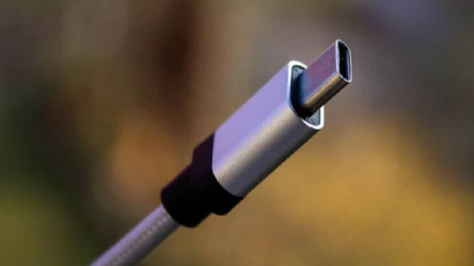 ₹100 की Charging Cable और ₹1500 की Cable में क्या होता है फर्क? खरीदने से पहले जरूर जानें ये सच