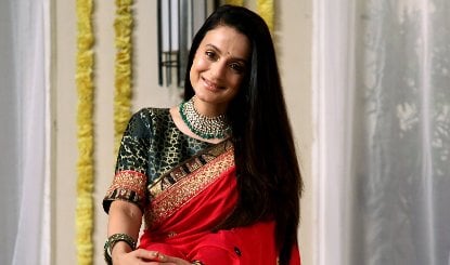 Ameesha Patel के घर लाखों की चोरी! मां की शिकायत पर घर का स्टाफ गिरफ्तार, गहने गायब होने से मचा हड़कंप