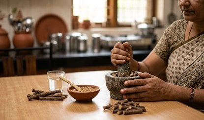 मुलेठी के इतने फायदे कि हैरान रह जाएंगे आप, Acne से लेकर पाचन और गले की खराश तक में मददगार