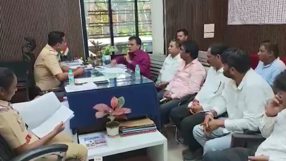 मुंबई एयरपोर्ट के पास मस्जिद पर विवाद! किरीट सोमैया का 7 दिन का अल्टीमेटम, कोर्ट जाने की चेतावनी