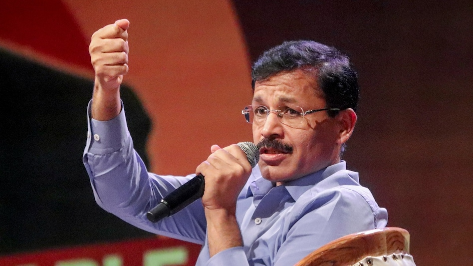 मुंबई में कैफे मोंडेगर पर FDA का बड़ा एक्शन! लाइसेंस निलंबित, त्योहारों से पहले खाद्य प्रतिष्ठानों की जांच तेज