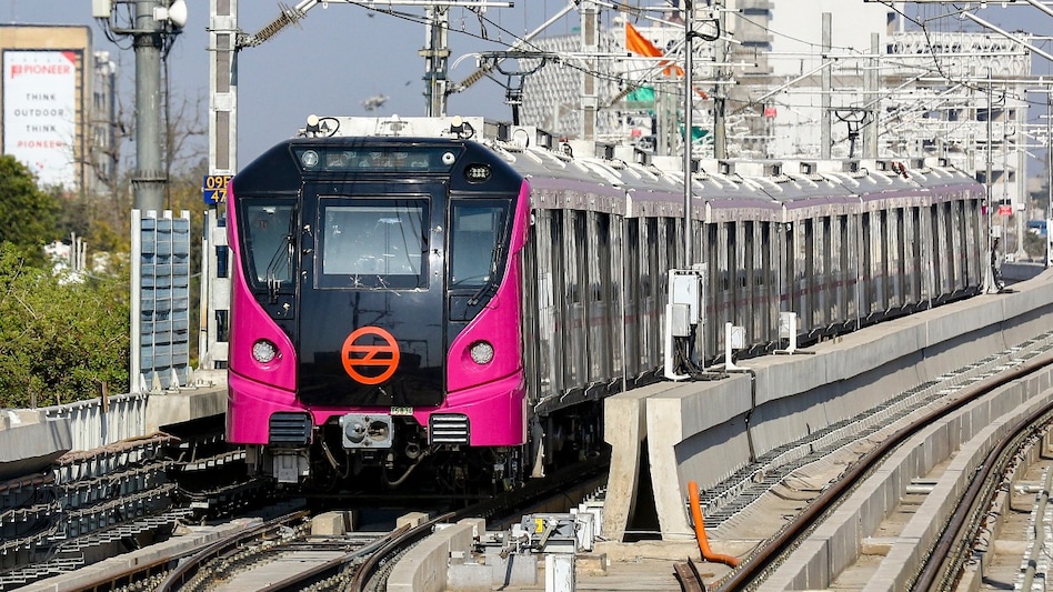 दिल्ली मेट्रो में सफर होगा और आसान! मजेंटा लाइन से जुड़ेंगे 4 ट्रिपल इंटरचेंज स्टेशन, यात्रियों को मिलेगी बड़ी राहत